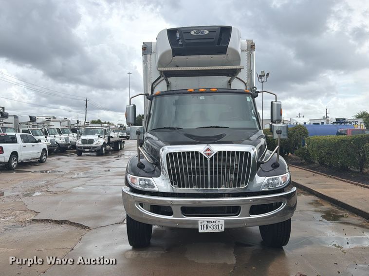 image for item EA7387 2020 International MV607 refrigerated truck