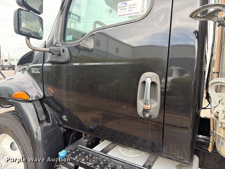 image for item EA7387 2020 International MV607 refrigerated truck
