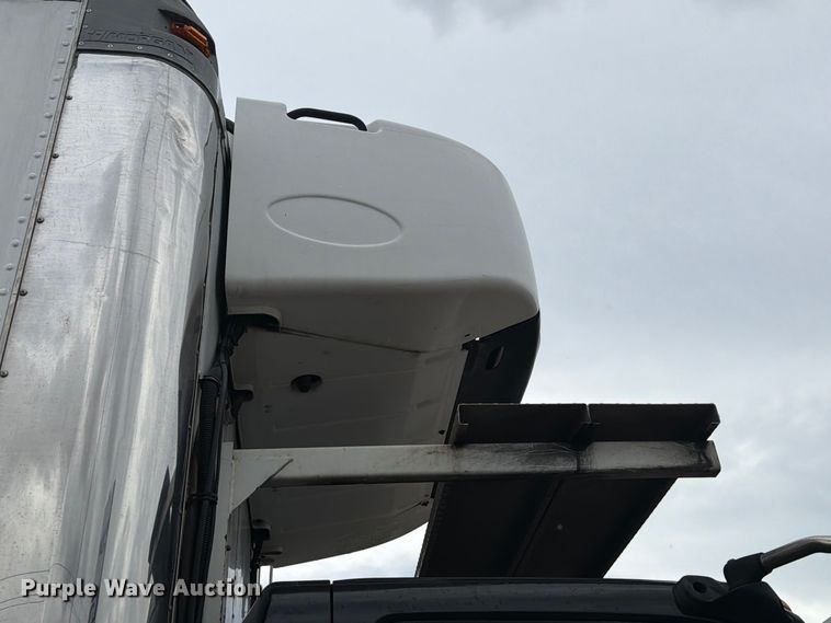 image for item EA7387 2020 International MV607 refrigerated truck