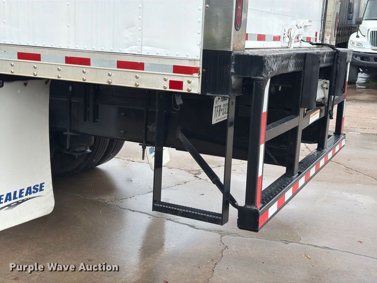 image for item EA7387 2020 International MV607 refrigerated truck