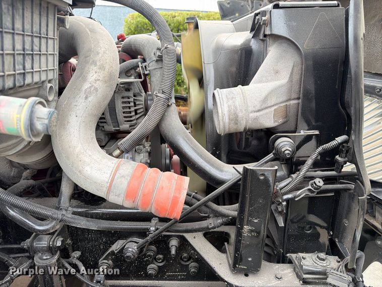 image for item EA7387 2020 International MV607 refrigerated truck