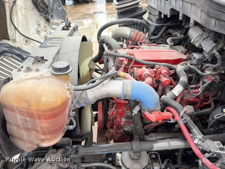image for item EA7387 2020 International MV607 refrigerated truck