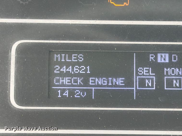 image for item EA7387 2020 International MV607 refrigerated truck