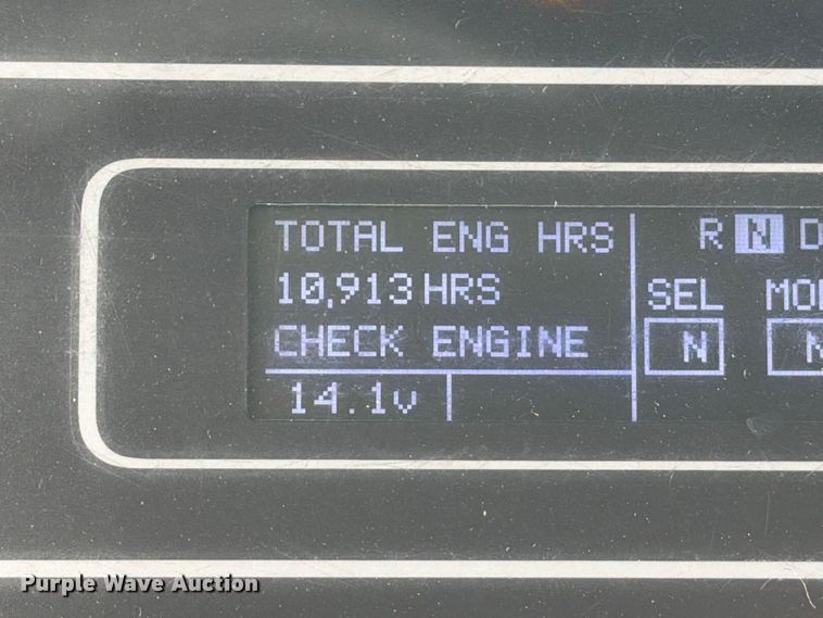 image for item EA7387 2020 International MV607 refrigerated truck
