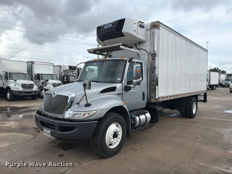 image for item EA7388 2020 International MV607 refrigerated truck