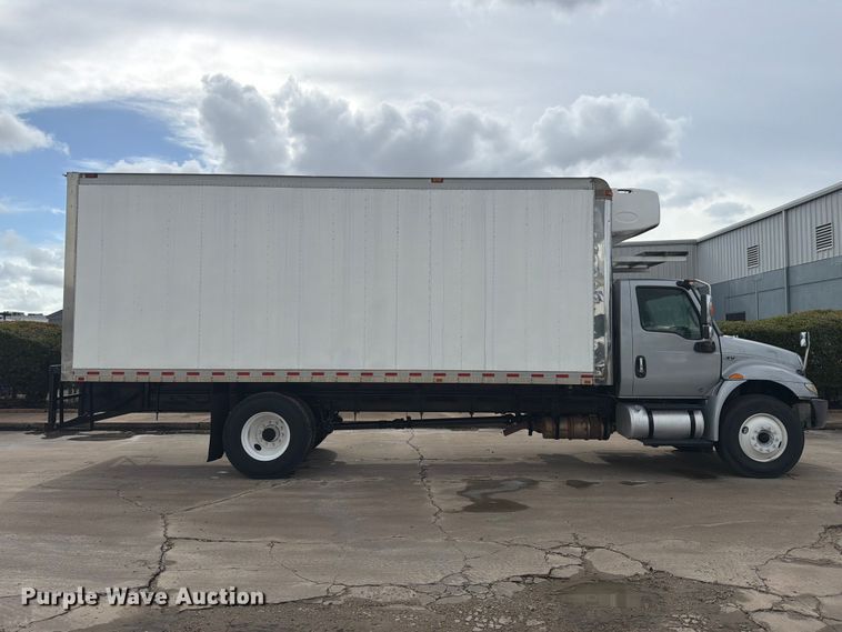 image for item EA7388 2020 International MV607 refrigerated truck