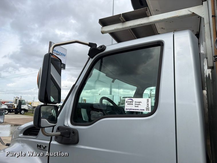 image for item EA7388 2020 International MV607 refrigerated truck