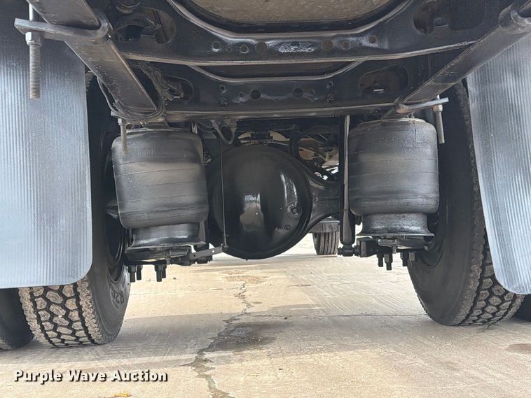 image for item EA7388 2020 International MV607 refrigerated truck