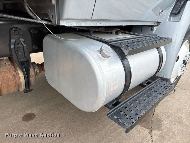 image for item EA7388 2020 International MV607 refrigerated truck