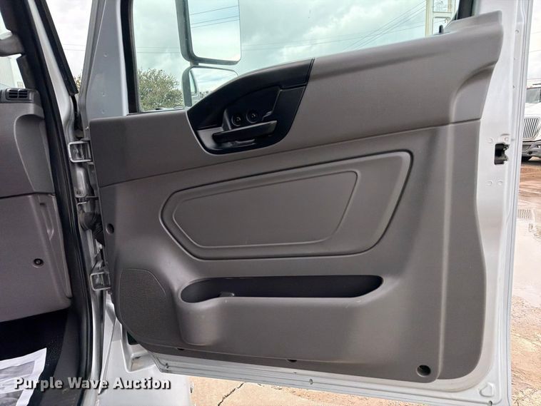 image for item EA7388 2020 International MV607 refrigerated truck