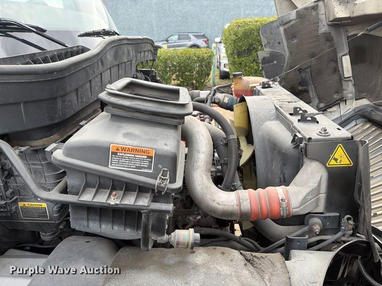 image for item EA7388 2020 International MV607 refrigerated truck