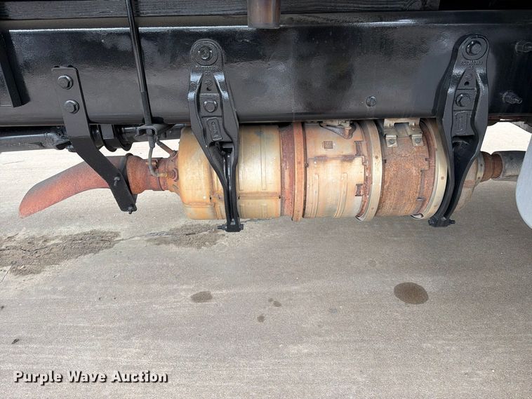 image for item EA7388 2020 International MV607 refrigerated truck