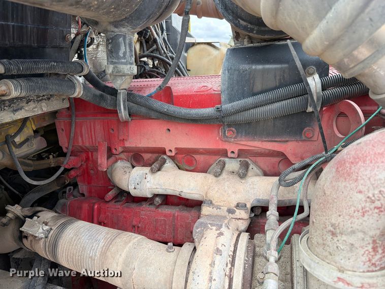 image for item ED0068 2007 Kenworth T800 semi truck