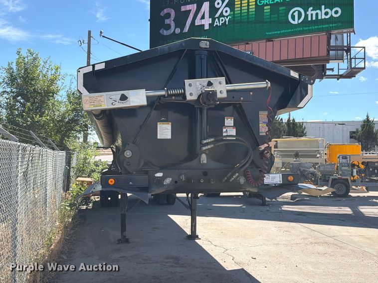 image for item ED0204 2014 Circle R  by Thurston SS402 side dump trailer