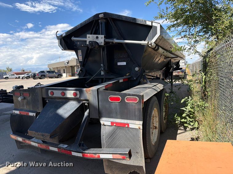 image for item ED0204 2014 Circle R  by Thurston SS402 side dump trailer
