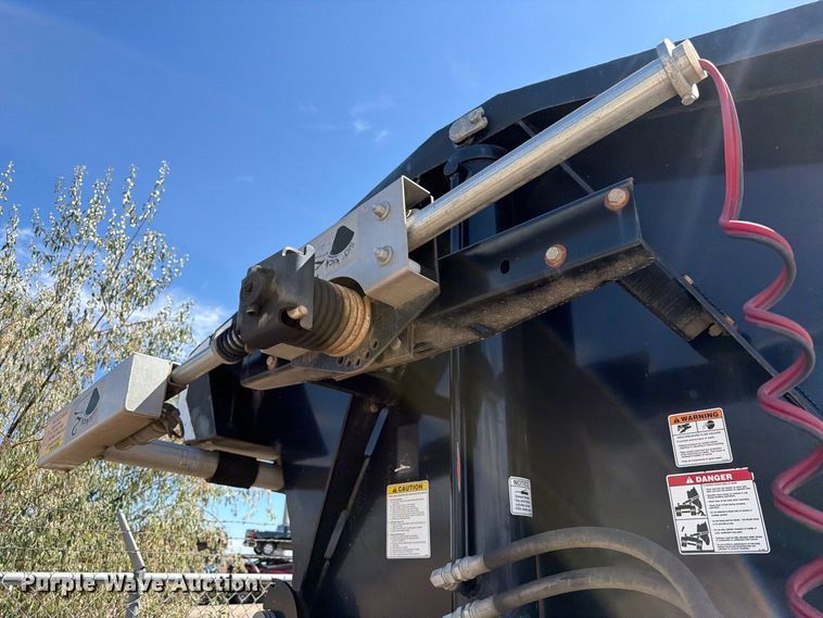 image for item ED0204 2014 Circle R  by Thurston SS402 side dump trailer
