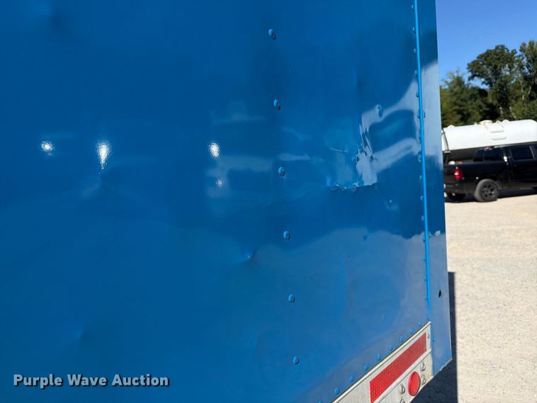 image for item EF1407 2002 International 4400 box truck