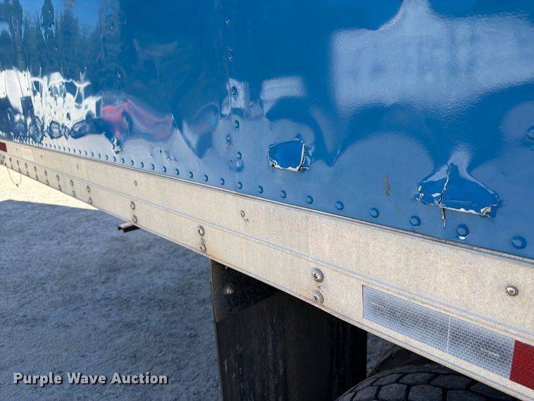 image for item EF1407 2002 International 4400 box truck