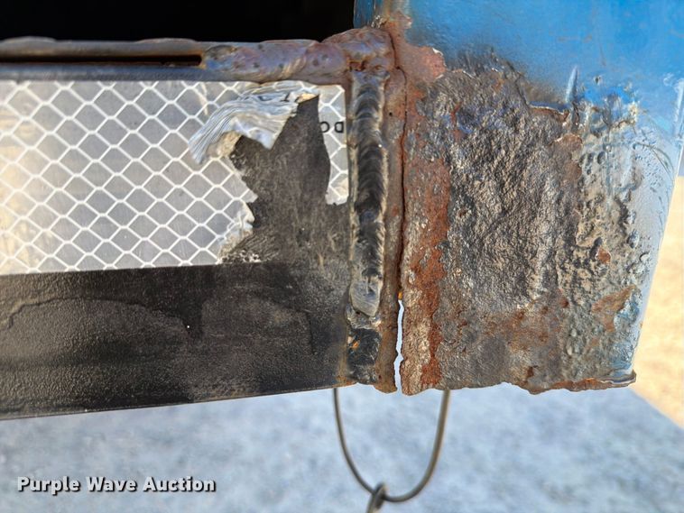 image for item EF1407 2002 International 4400 box truck