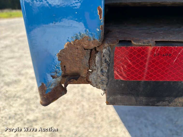 image for item EF1407 2002 International 4400 box truck