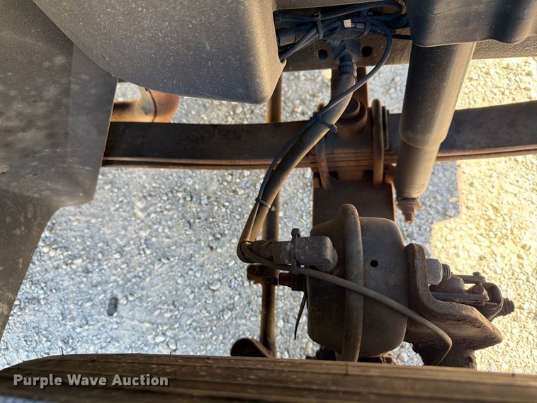 image for item EF1407 2002 International 4400 box truck