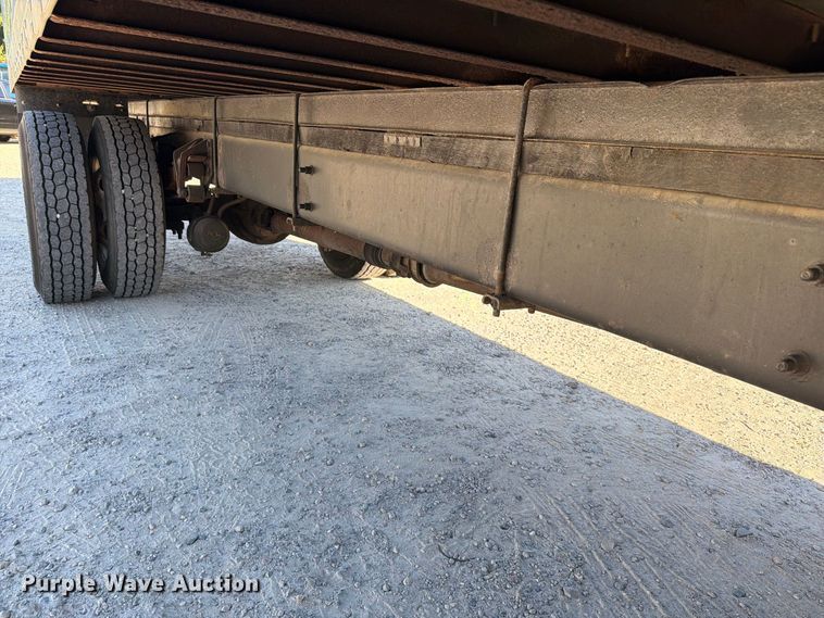 image for item EF1407 2002 International 4400 box truck