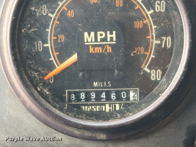 image for item EI7674 1983 Freightliner FLT semi truck