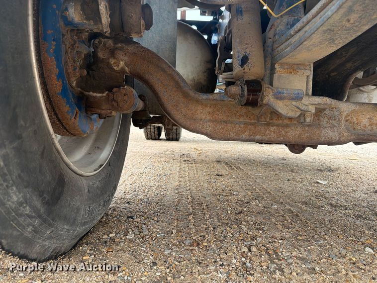 image for item EI7674 1983 Freightliner FLT semi truck