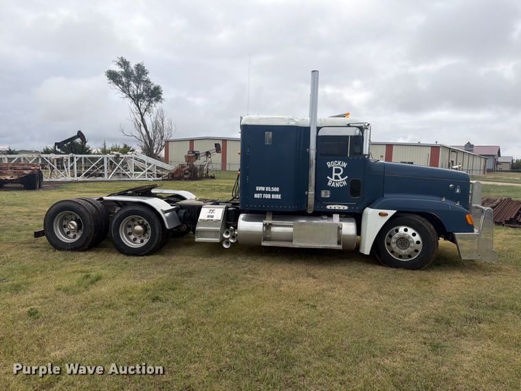 image for item EI7675 1994 Freightliner FLD semi truck
