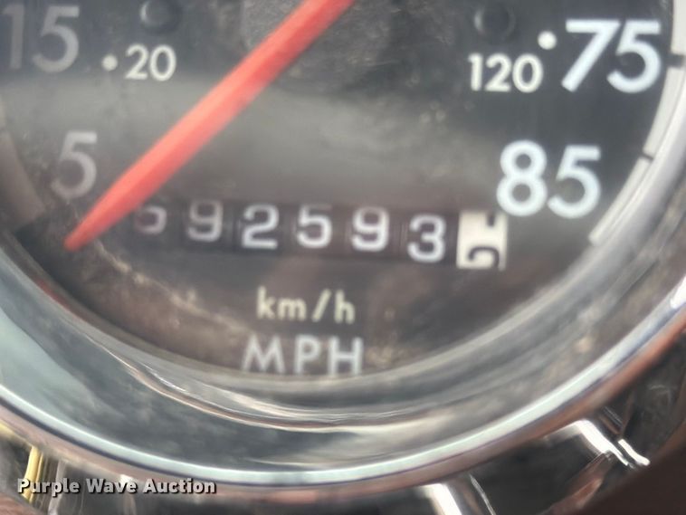 image for item EI7675 1994 Freightliner FLD semi truck