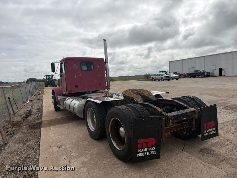 image for item EI7681 1987 International F9370 semi truck