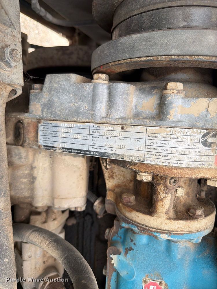 image for item EI7681 1987 International F9370 semi truck