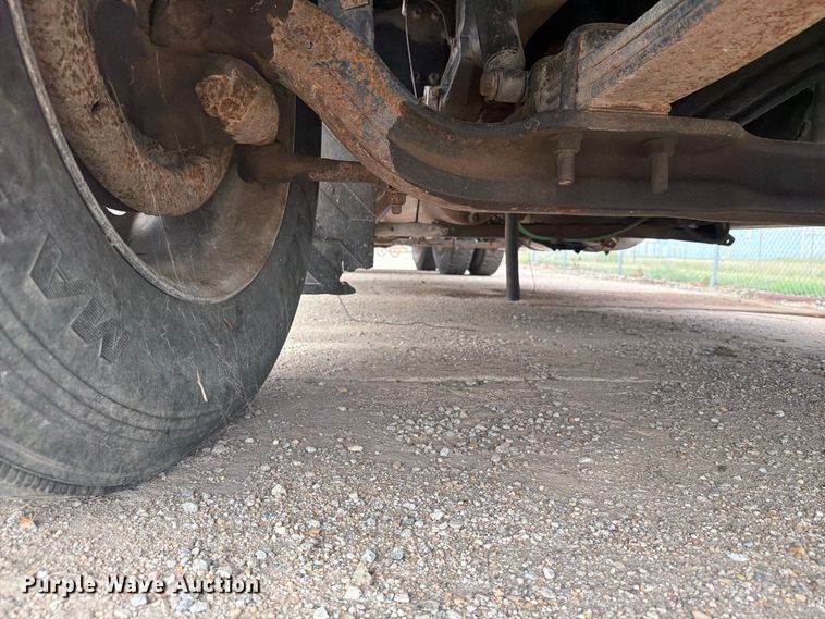 image for item EI7681 1987 International F9370 semi truck
