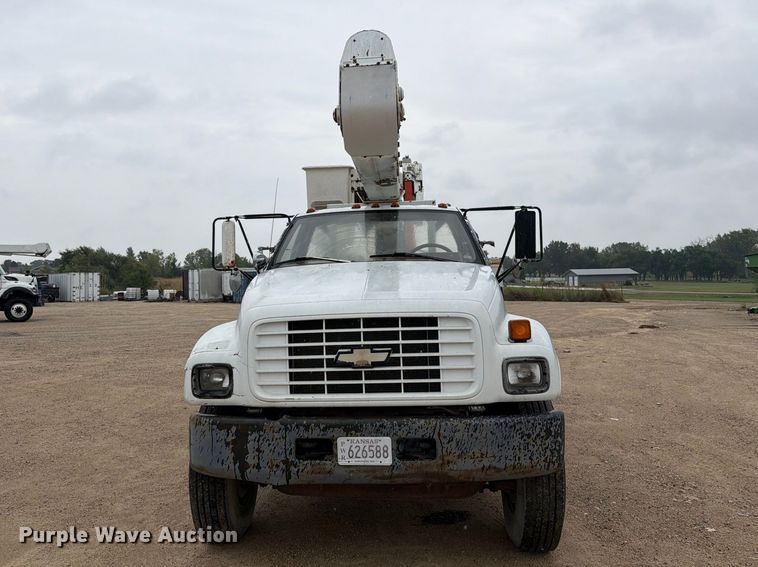 image for item EI7741 1997 Chevrolet C7500 bucket truck