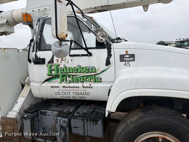 image for item EI7741 1997 Chevrolet C7500 bucket truck