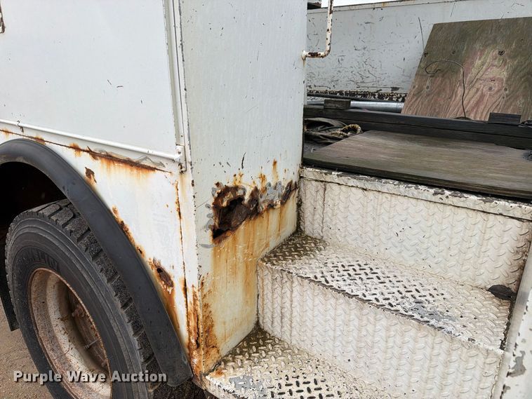 image for item EI7741 1997 Chevrolet C7500 bucket truck