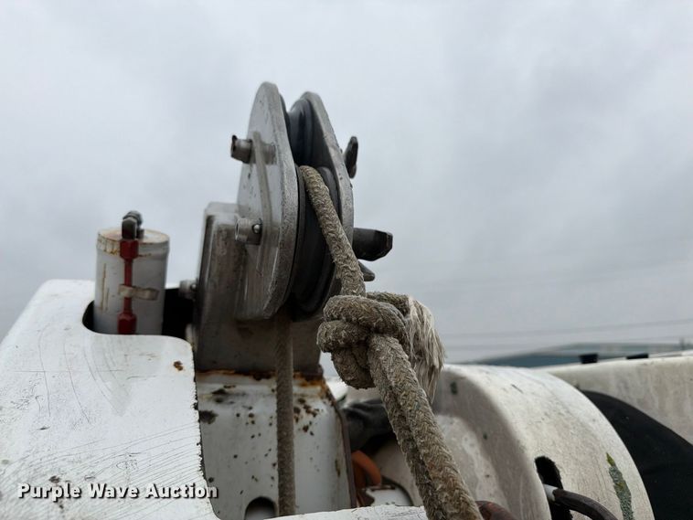 image for item EI7741 1997 Chevrolet C7500 bucket truck