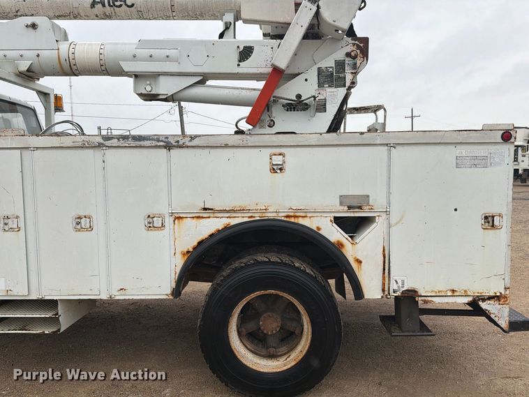 image for item EI7741 1997 Chevrolet C7500 bucket truck