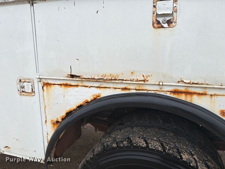 image for item EI7741 1997 Chevrolet C7500 bucket truck