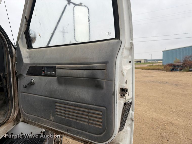 image for item EI7741 1997 Chevrolet C7500 bucket truck