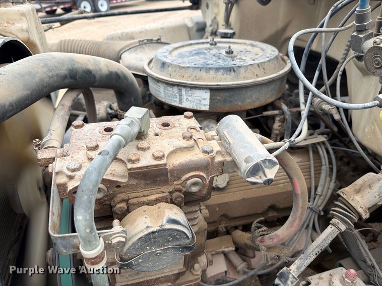 image for item EI7741 1997 Chevrolet C7500 bucket truck