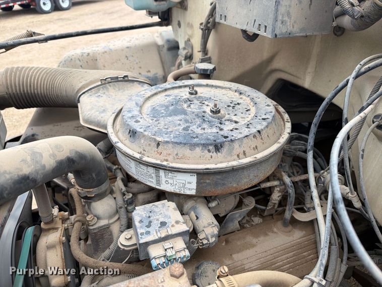 image for item EI7741 1997 Chevrolet C7500 bucket truck