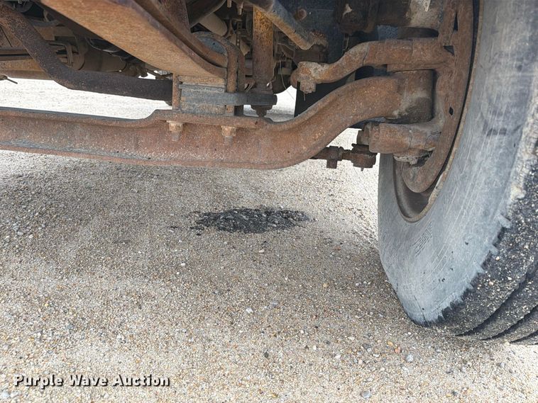 image for item EI7741 1997 Chevrolet C7500 bucket truck