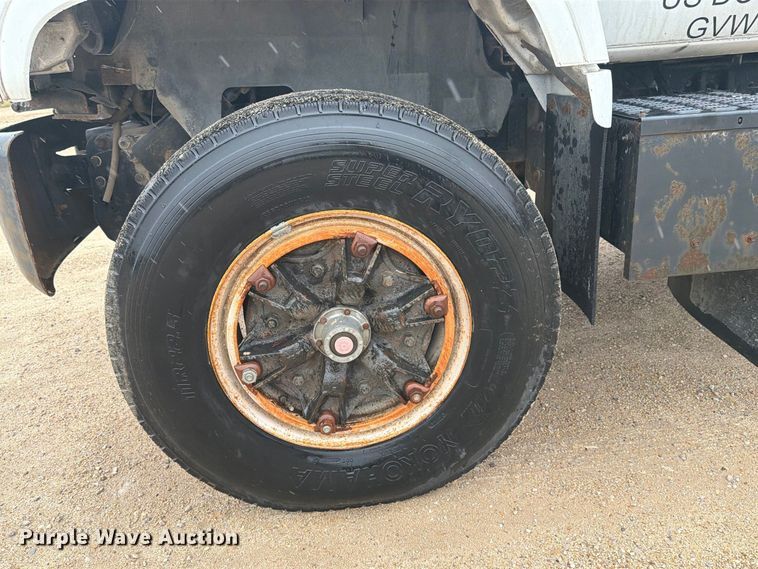 image for item EI7741 1997 Chevrolet C7500 bucket truck
