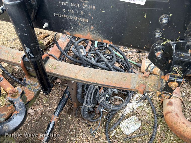 image for item EI7743 2001 Sterling ST9500 truck chassis