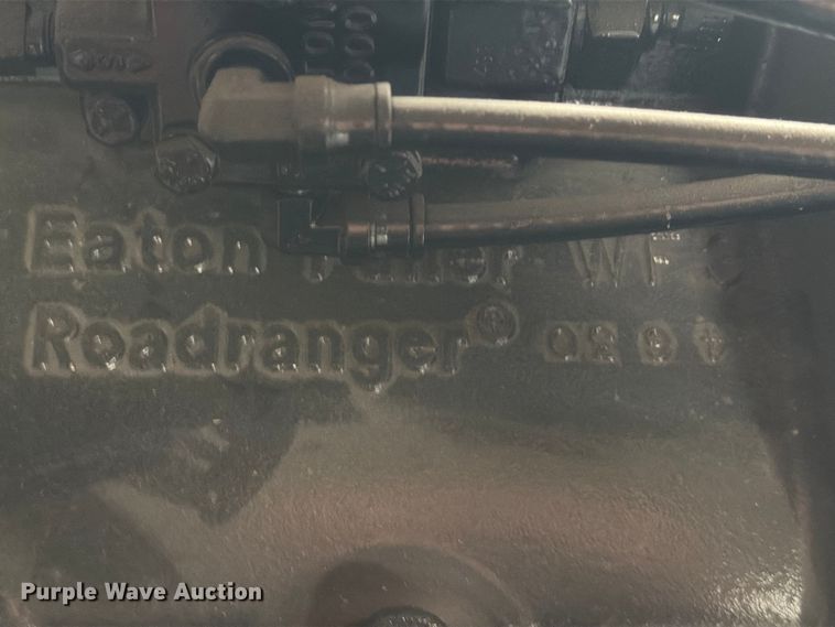 image for item EI7747 Eaton Fuller Roadranger 13 speed transmission