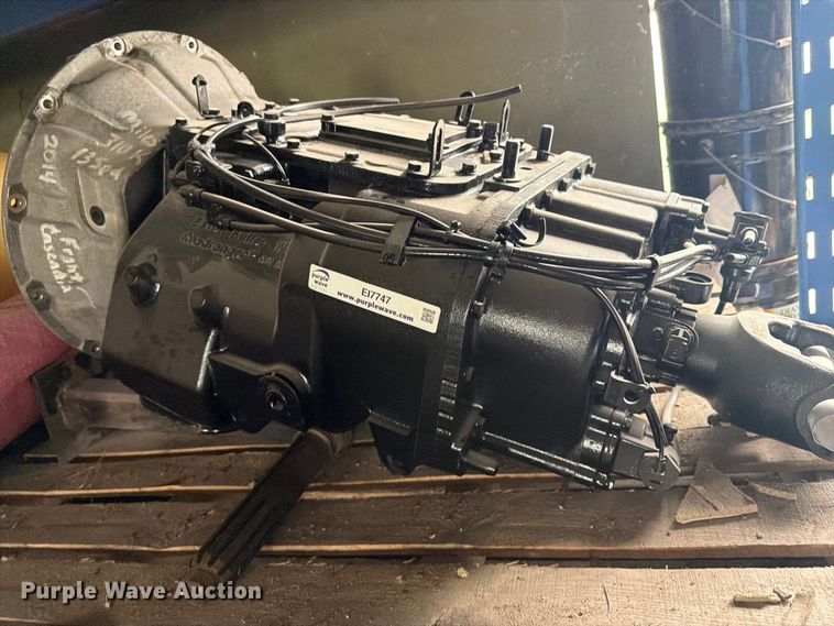 image for item EI7747 Eaton Fuller Roadranger 13 speed transmission