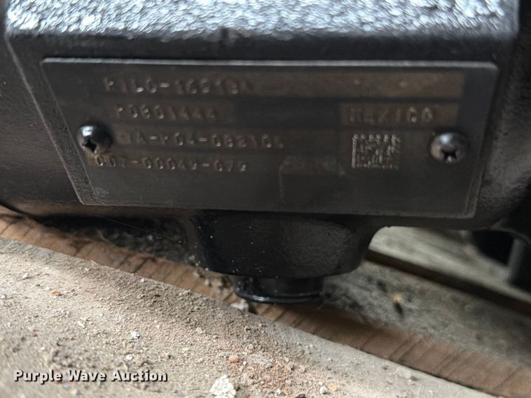 image for item EI7747 Eaton Fuller Roadranger 13 speed transmission