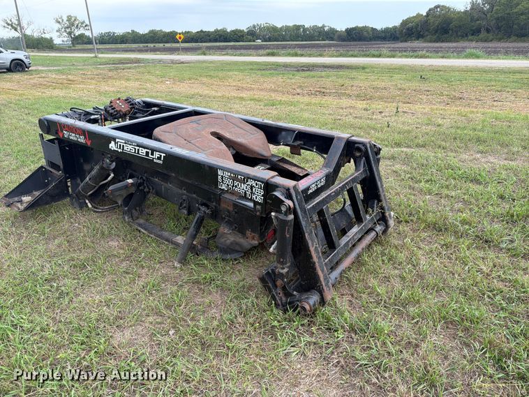 image for item EI7748 Master Lift 5000 truck mounted fork lift