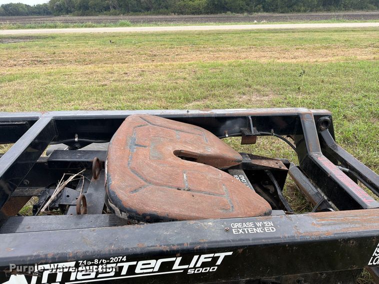 image for item EI7748 Master Lift 5000 truck mounted fork lift